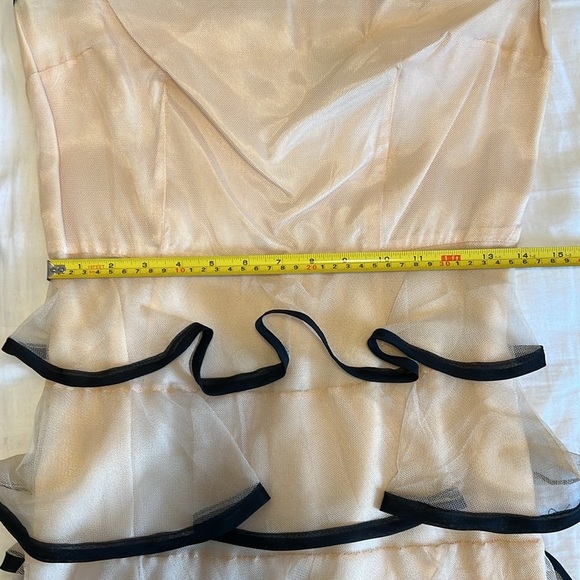 ANNA SUI SLEEVELESS MIDI DRESS - Picture 5 of 9